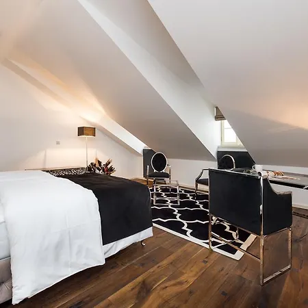 Empirent Castle Apartment Prag