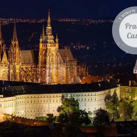 Empirent Castle Apartment Prag
