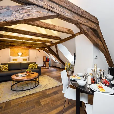 Apartament Empirent Castle